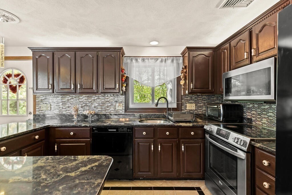 26 Hall Road Stoneham, MA 02180 - Photo 1 of 34 Gallery Image 1