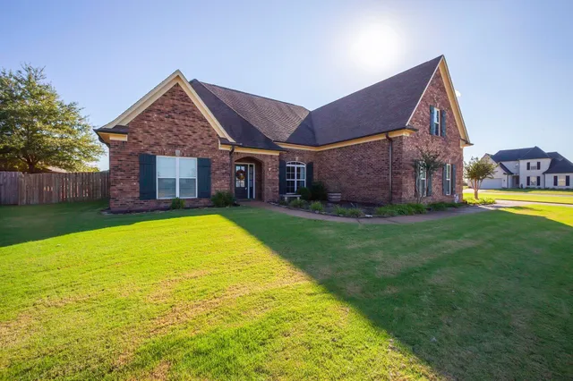 $369,900 | 525 Hedge Rose Boulevard, Somerville, TN 38068