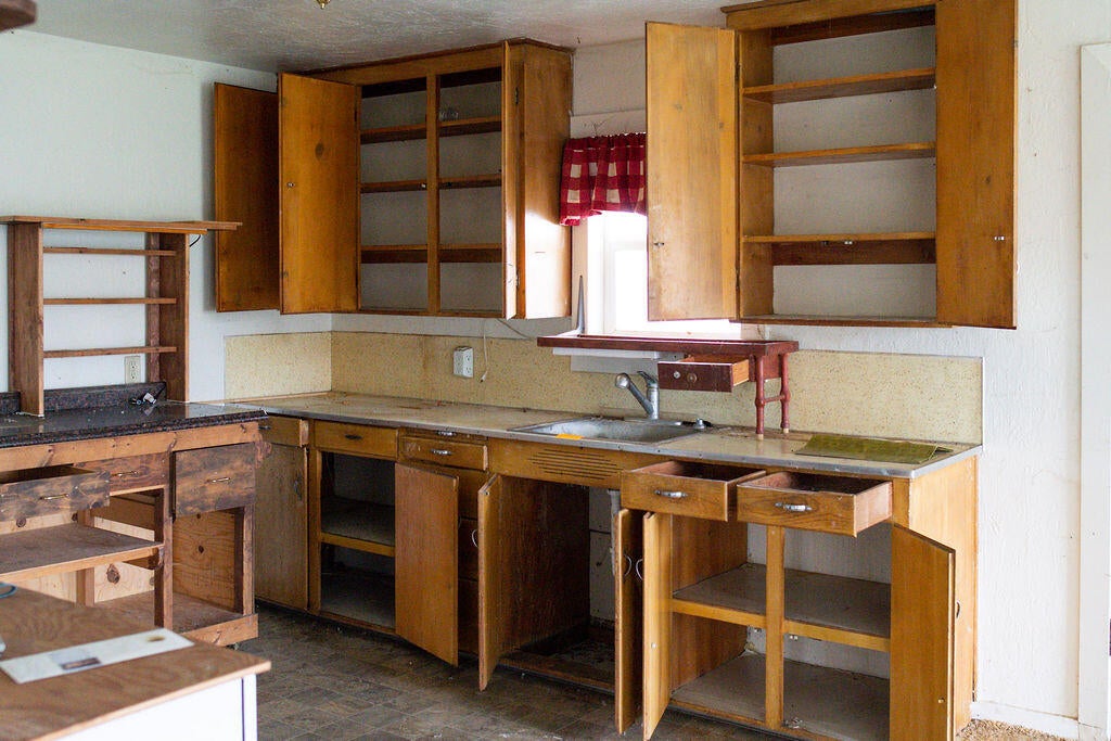 67002 Highway 395 Pendleton, OR 97801 - Photo 13 of 22 17-DSC_6760
