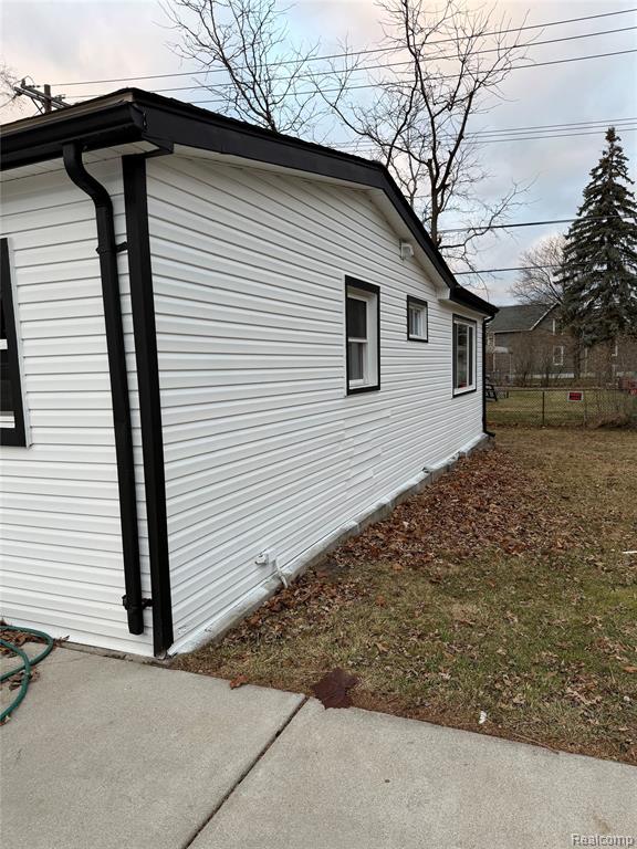 27284 Bunert Road Warren, MI 48088 - Photo 20 of 21