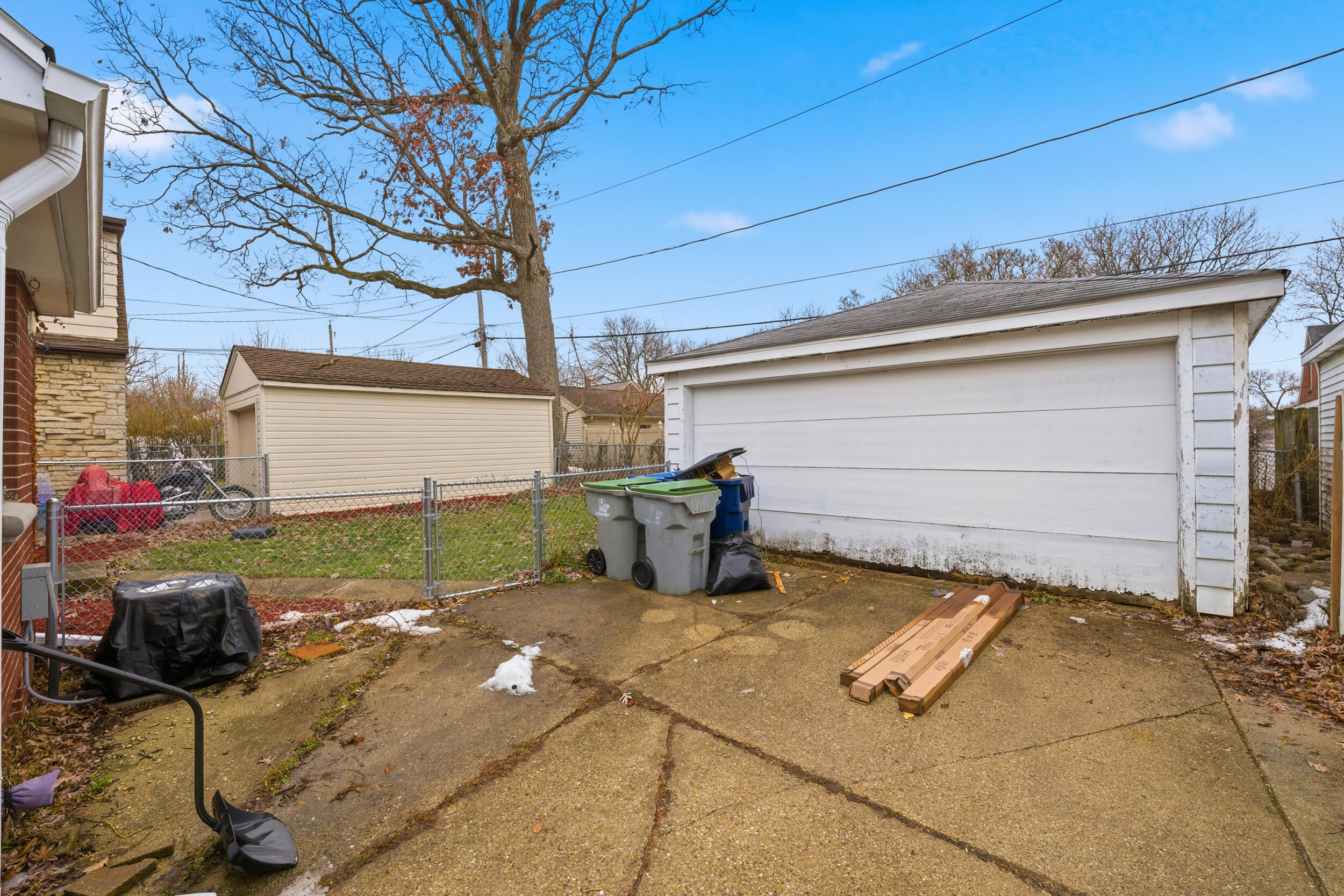 201 North 78th Street, Unit 203 Milwaukee, WI 53213 - Photo 25 of 25 Garage