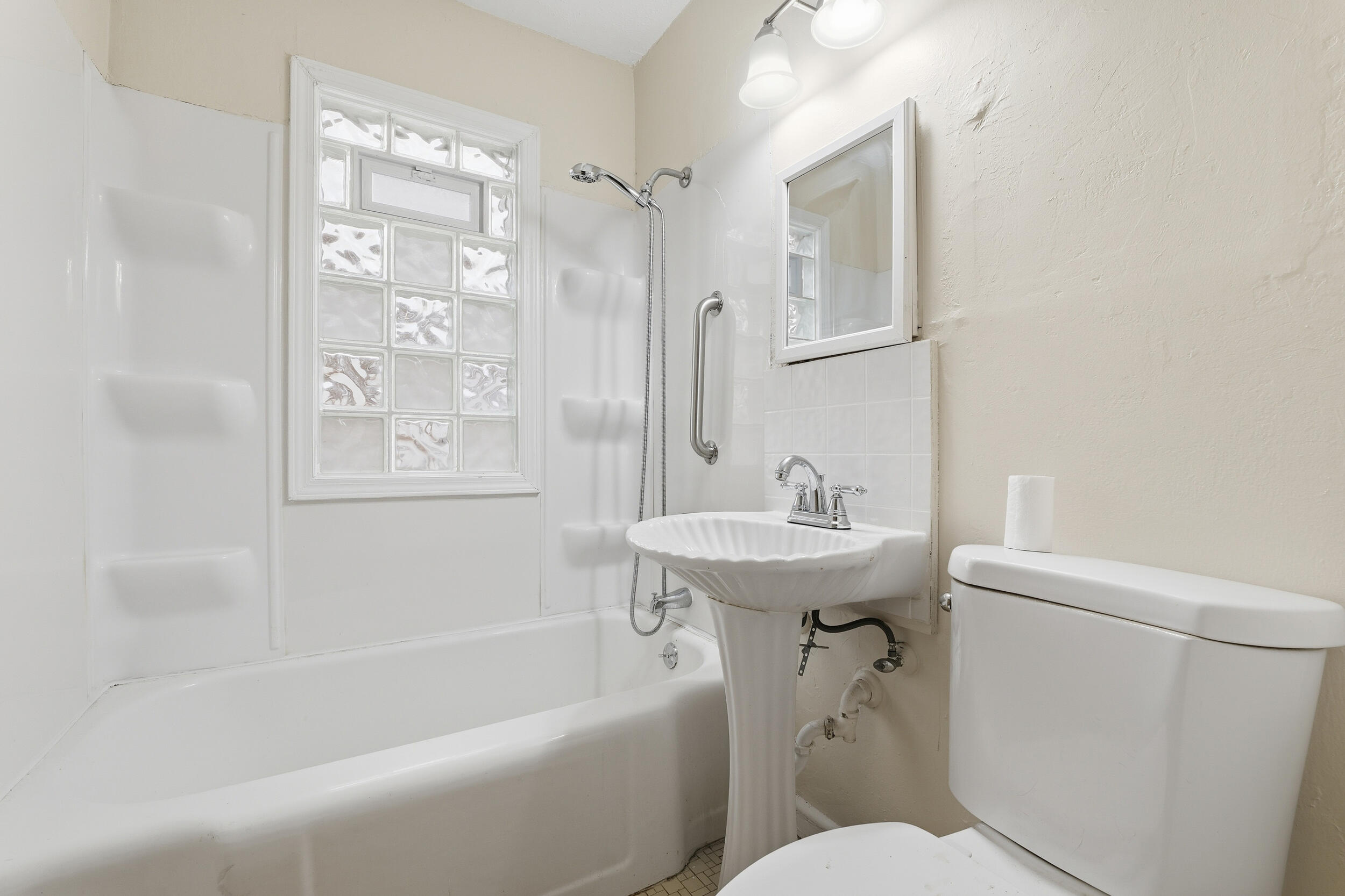 201 North 78th Street, Unit 203 Milwaukee, WI 53213 - Photo 8 of 25 Lower Unit Bathroom