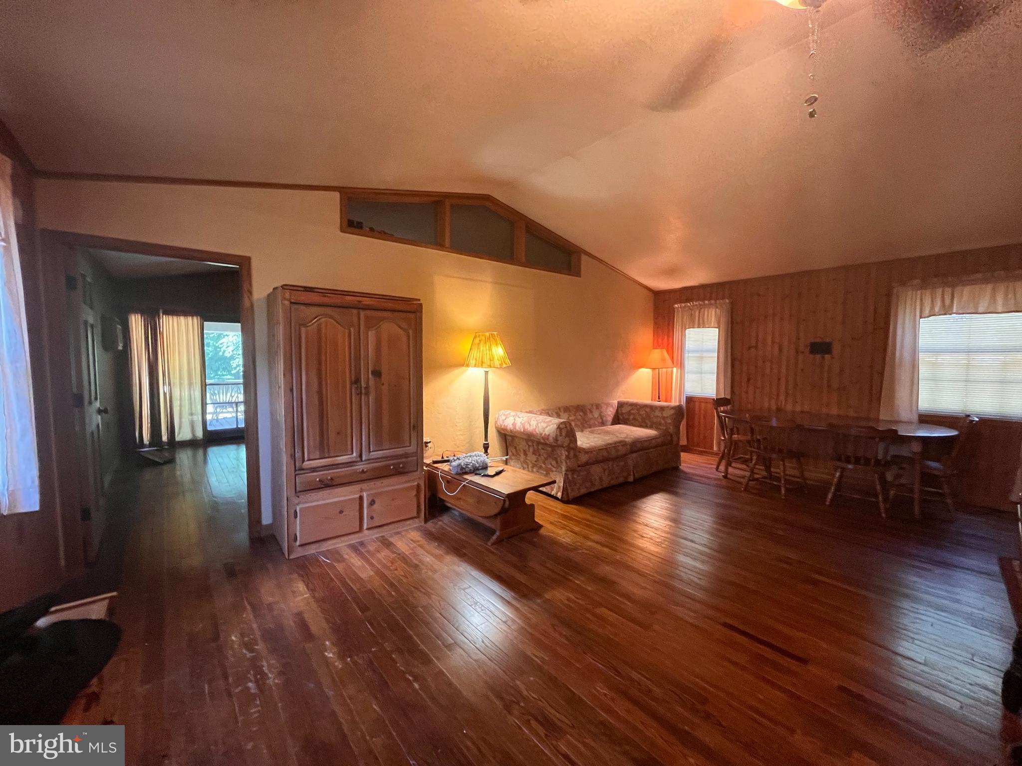 1823 Upper King Road Woodside, DE 19904 - Photo 5 of 18 Living Room