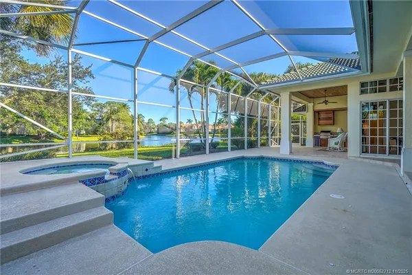 $1,500,000 | 4577 Southeast Waterford Drive, Stuart, FL 34997