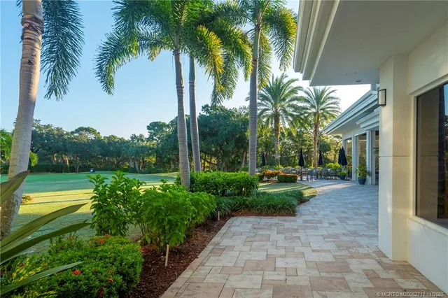 $1,650,000 | 4577 Southeast Waterford Drive, Stuart, FL 34997