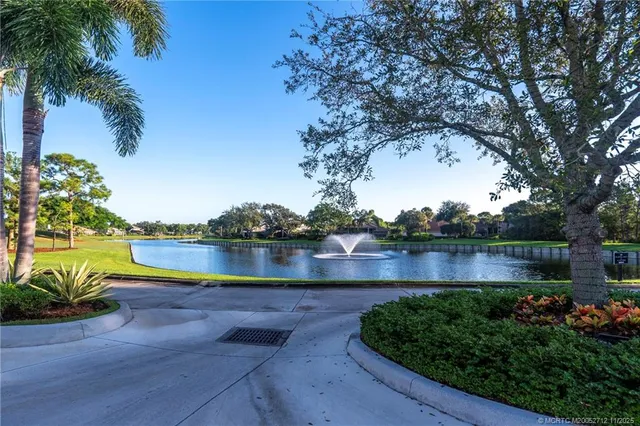 $1,650,000 | 4577 Southeast Waterford Drive, Stuart, FL 34997