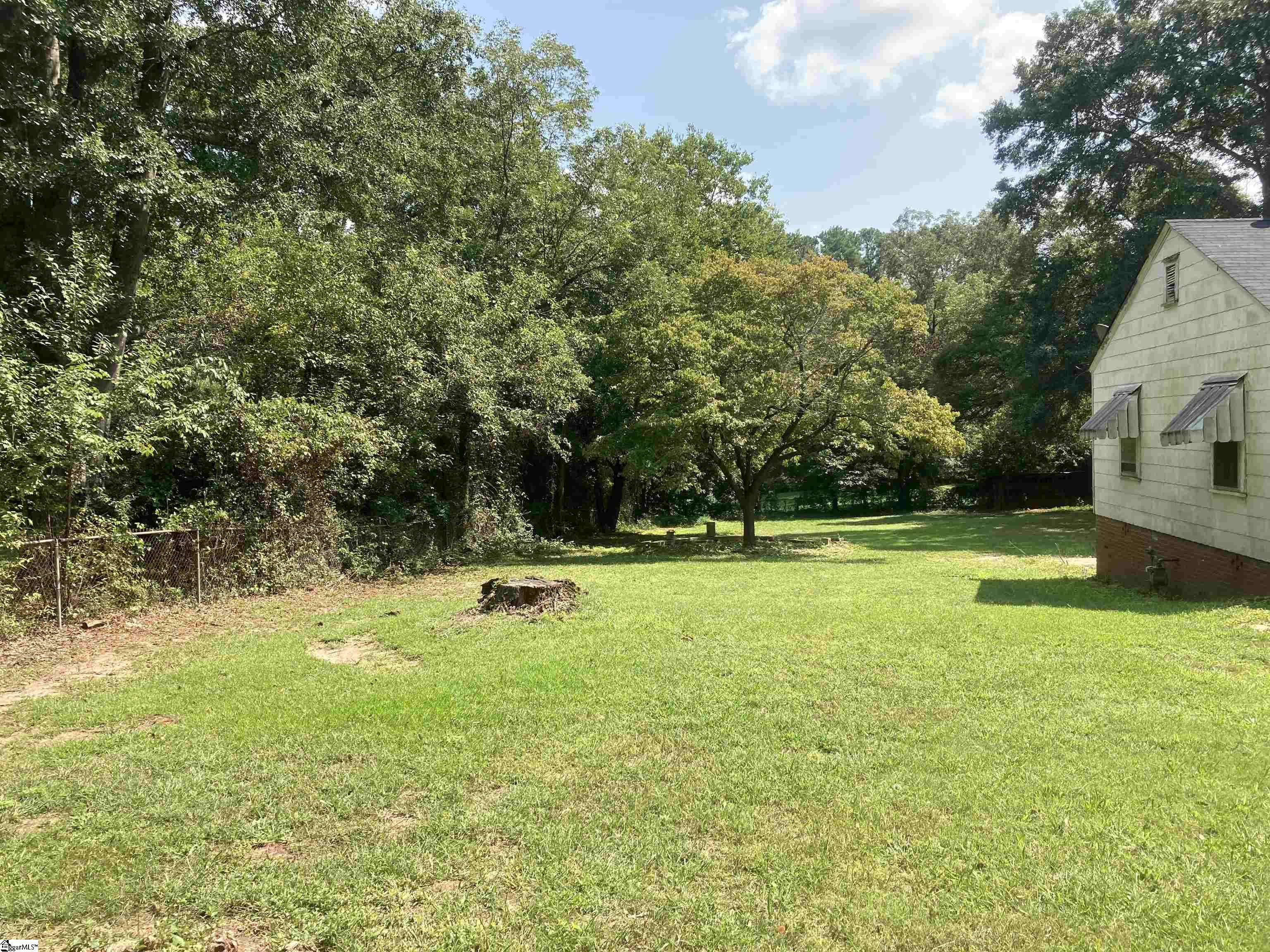 146 Cannon Road Wellford, SC 29385 - Photo 11 of 19 Gallery Image 11