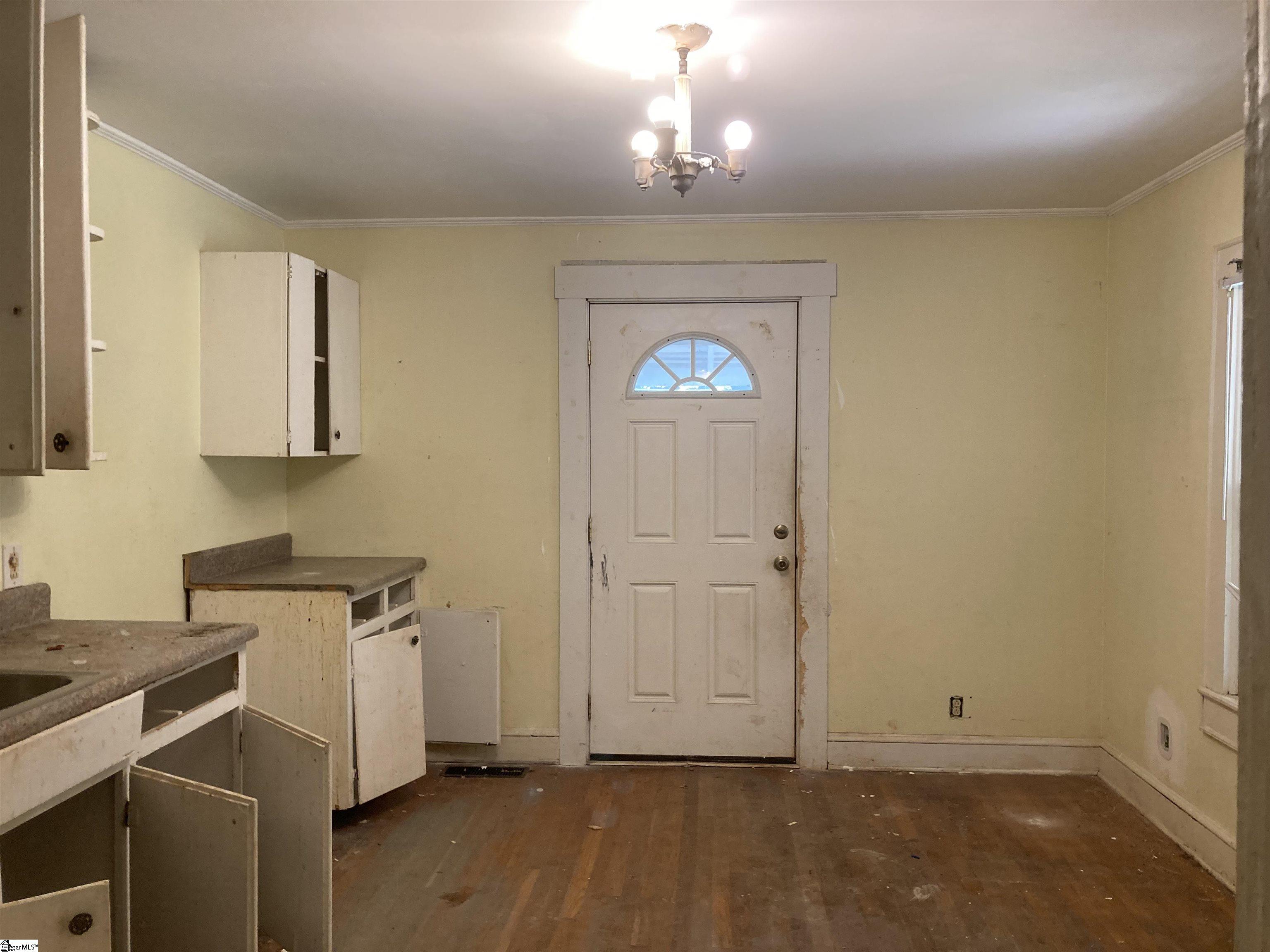 146 Cannon Road Wellford, SC 29385 - Photo 13 of 19 Gallery Image 13