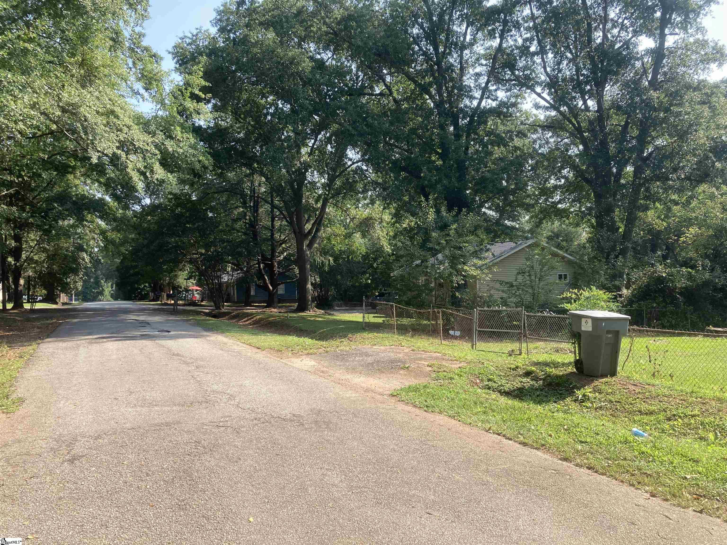 146 Cannon Road Wellford, SC 29385 - Photo 5 of 19 Gallery Image 5
