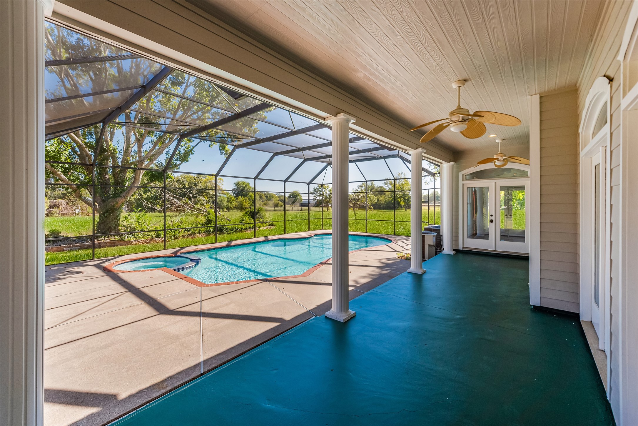 4610 Lea Lane Fulshear, TX 77406 - Photo 46 of 50 a view of an indoor swimming pool