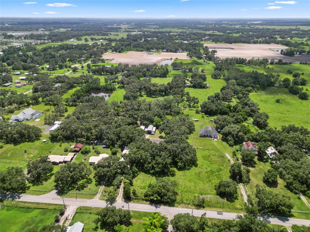 4405 North Wilder Road Plant City, FL 33565 - Photo 75 of 78 an aerial view of multiple house
