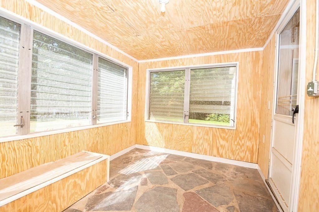 84 Kendall Road Holden, MA 01520 - Photo 20 of 25 Gallery Image 20
