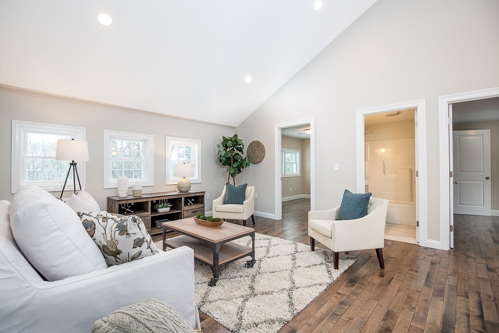 84 Kendall Road Holden, MA 01520 - Photo 9 of 25 Gallery Image 9