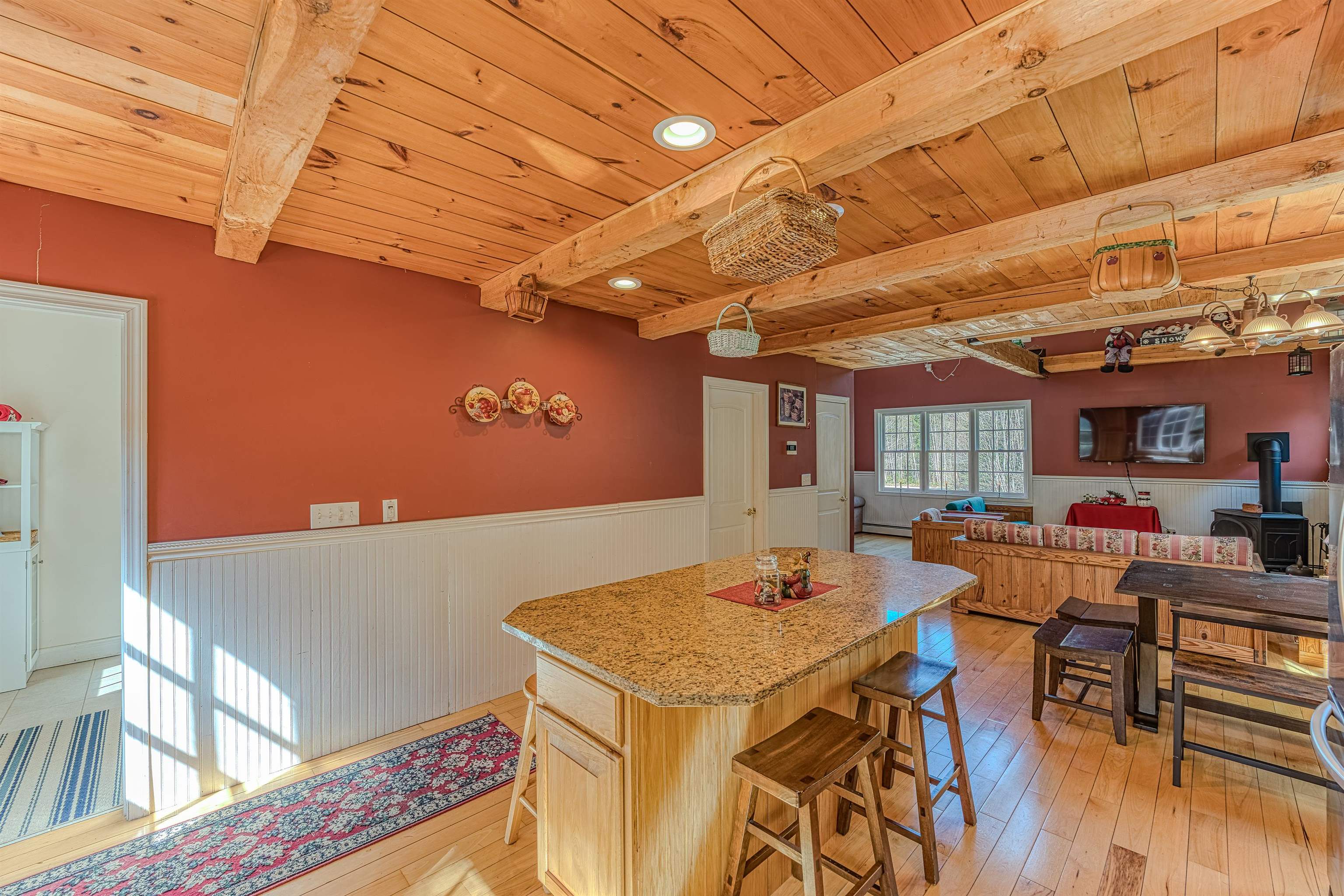 56 Michael Way Carroll, NH 03598 - Photo 11 of 36