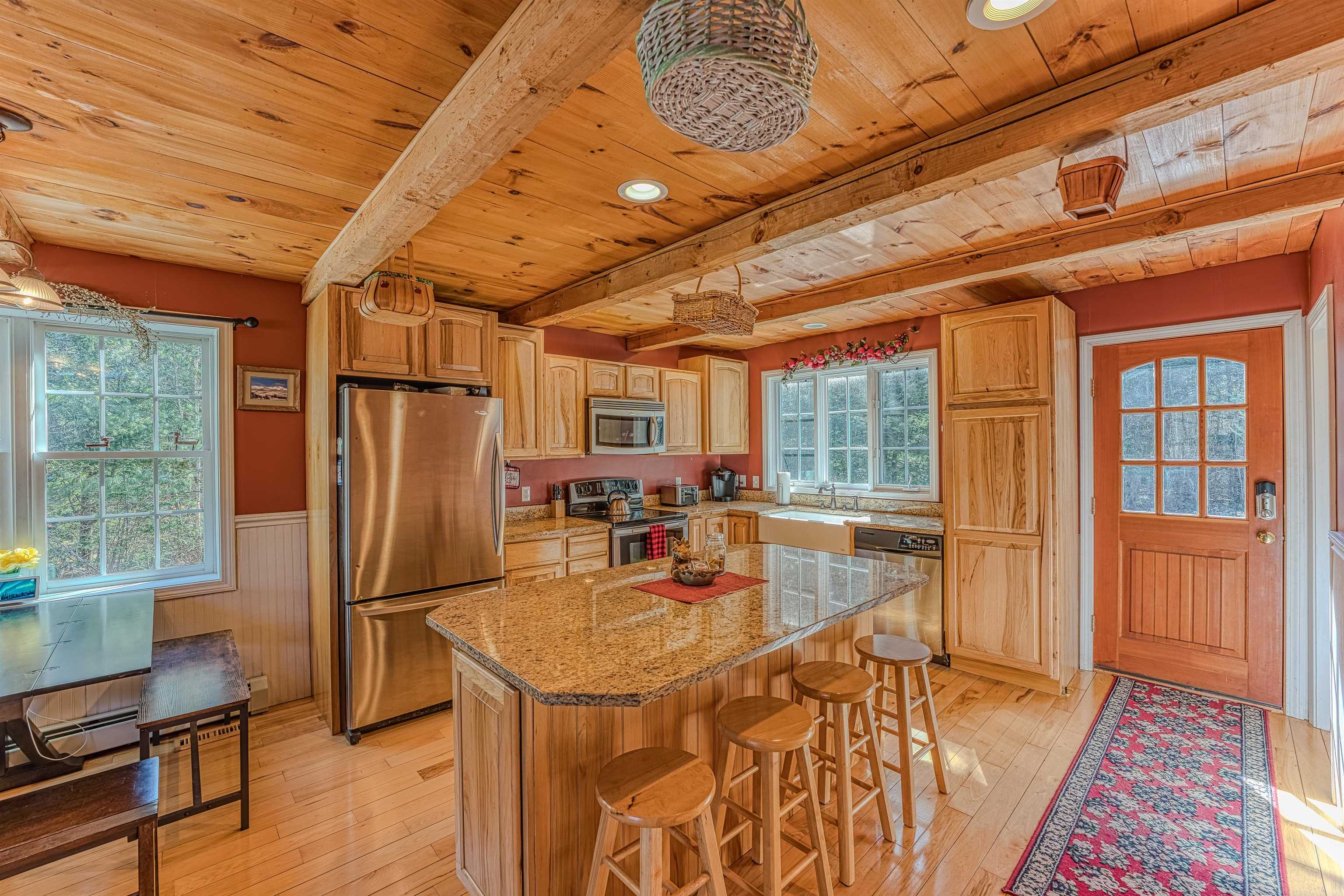 56 Michael Way Carroll, NH 03598 - Photo 7 of 36