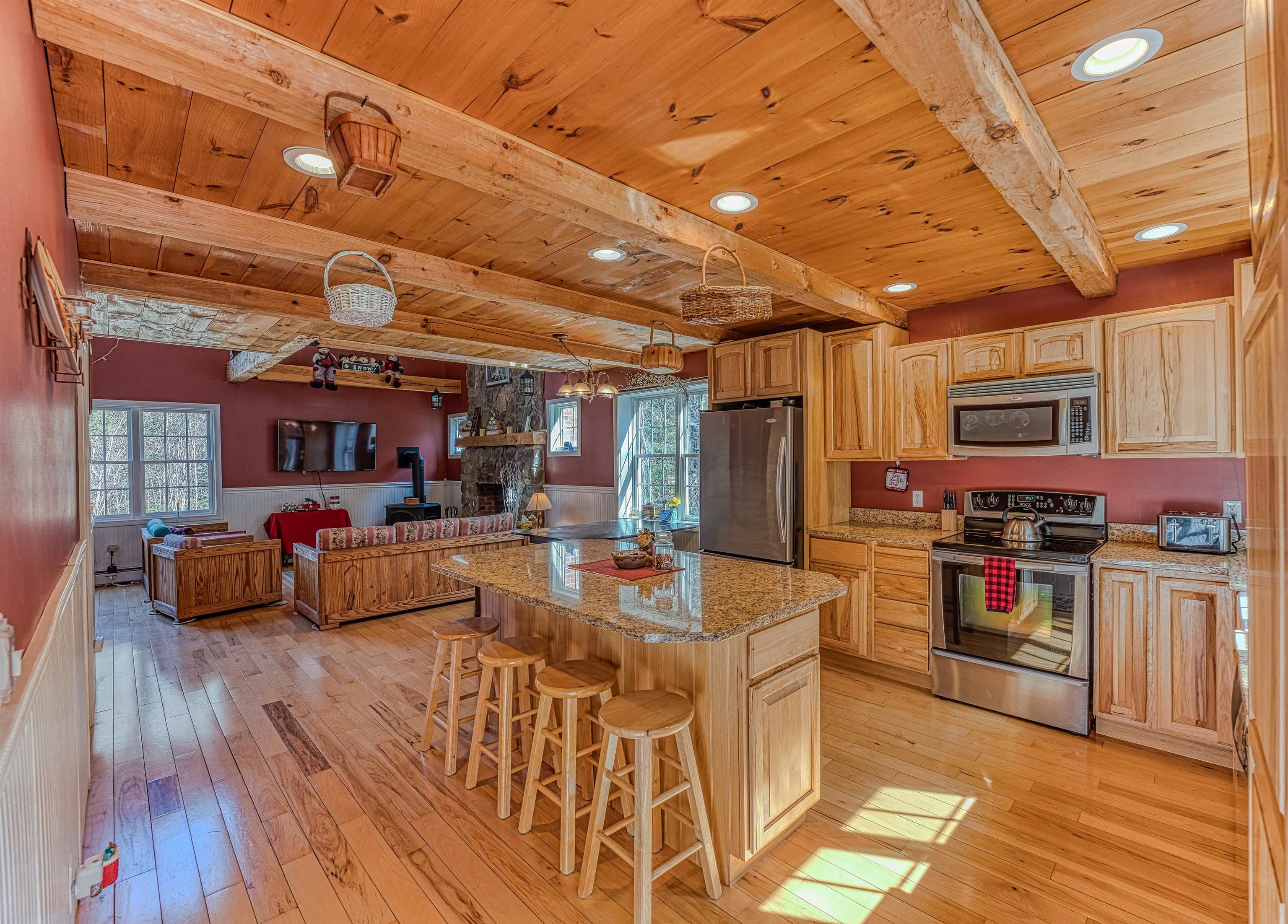 56 Michael Way Carroll, NH 03598 - Photo 10 of 36