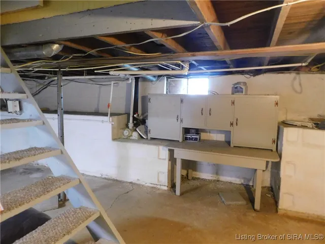 $219,900 | 3634 Highway 60, Salem, IN 47167