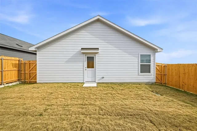 $1,700 | 3928 Pontchartrain Parkway, Sherman, TX 75090