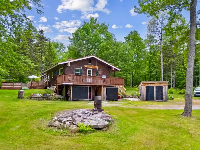 $425,000 | 87 Old Chandlers Mills Road, Claremont, NH 03743