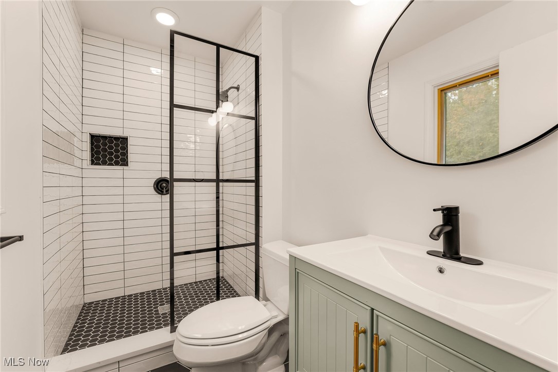 7110 Hodgson Road Mentor, OH 44060 - Photo 16 of 26 Gallery Image 16