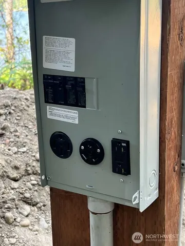 $699,000 | 371 Northeast Tee Road, Tahuya, WA 98588