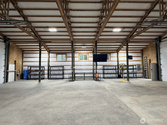 $699,000 | 371 Northeast Tee Road, Tahuya, WA 98588