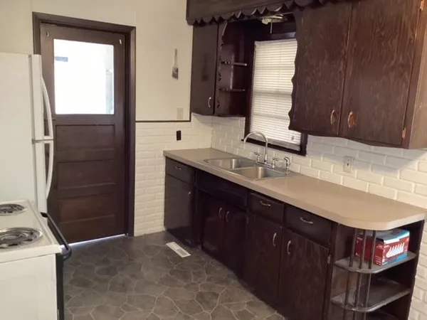 $139,900 | 800 North Westview Drive, Derby, KS 67037