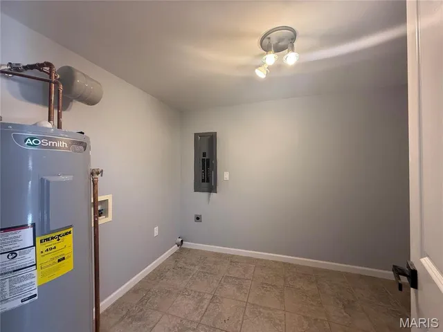 $237,900 | 6043 Parkedge Drive, House Springs, MO 63051