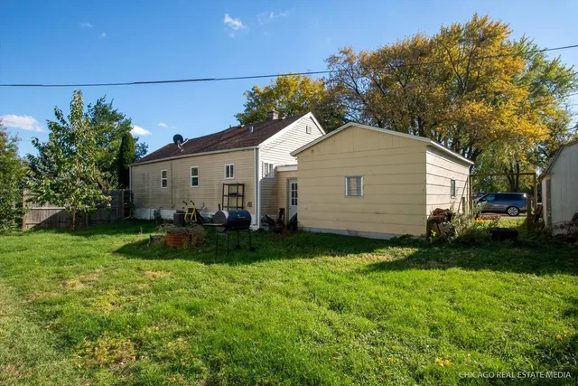 $146,000 | 945 South 7th Street, DeKalb, IL 60115