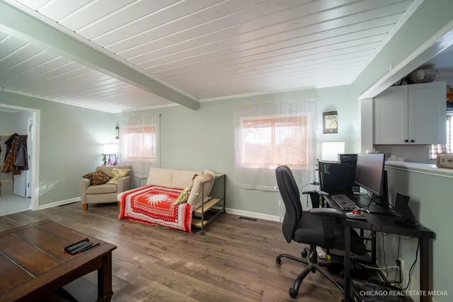 $146,000 | 945 South 7th Street, DeKalb, IL 60115