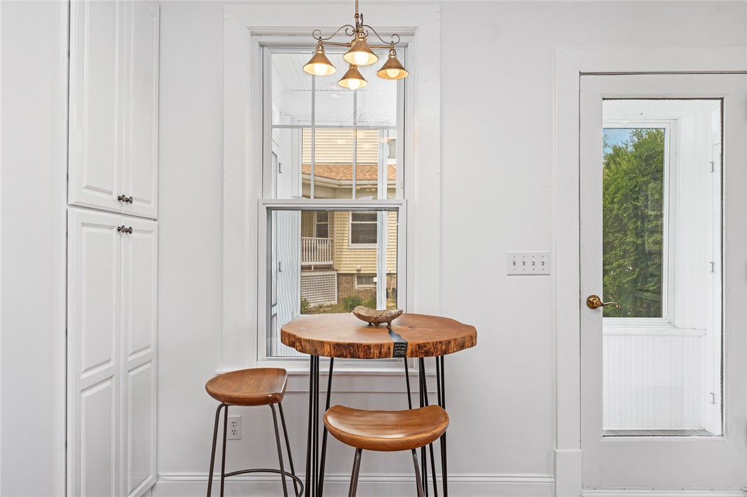 39 Summer Street Westerly, RI 02891 - Photo 11 of 45