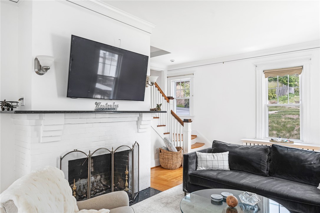 39 Summer Street Westerly, RI 02891 - Photo 20 of 45