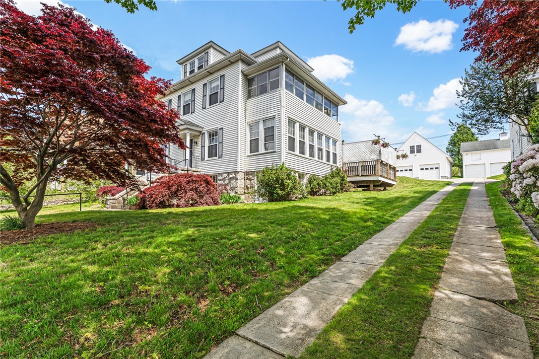 39 Summer Street Westerly, RI 02891 - Photo 33 of 45