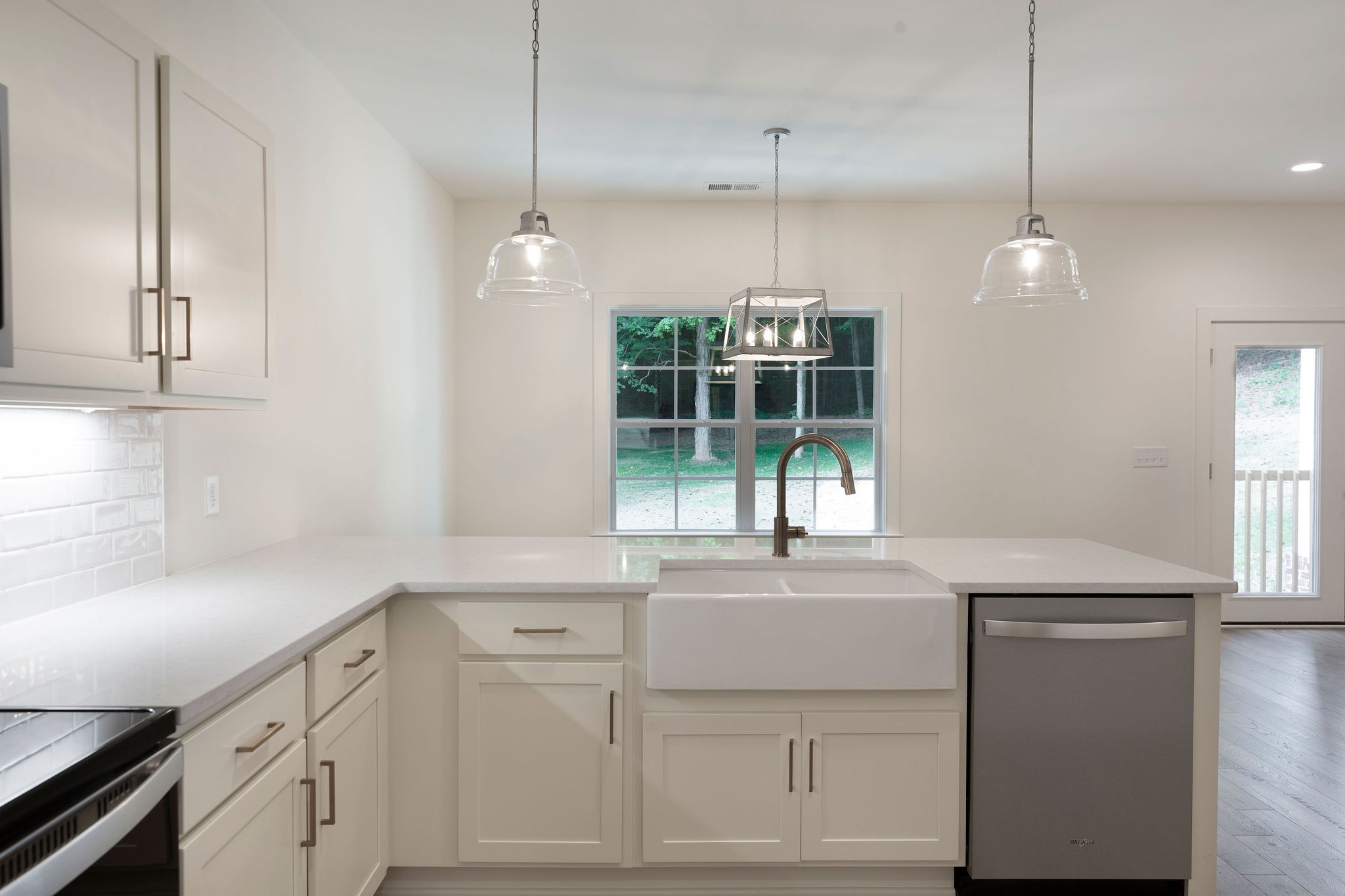 1570 Old Gallatin Road Portland, TN 37148 - Photo 1 of 28 Gallery Image 1