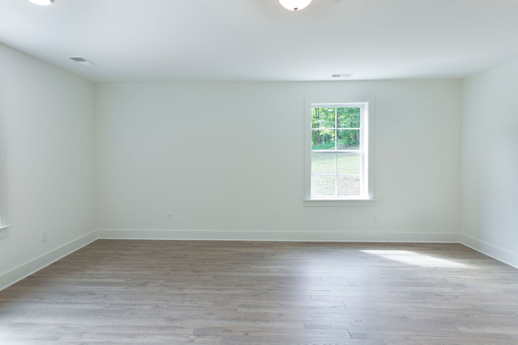1570 Old Gallatin Road Portland, TN 37148 - Photo 18 of 28 Gallery Image 18