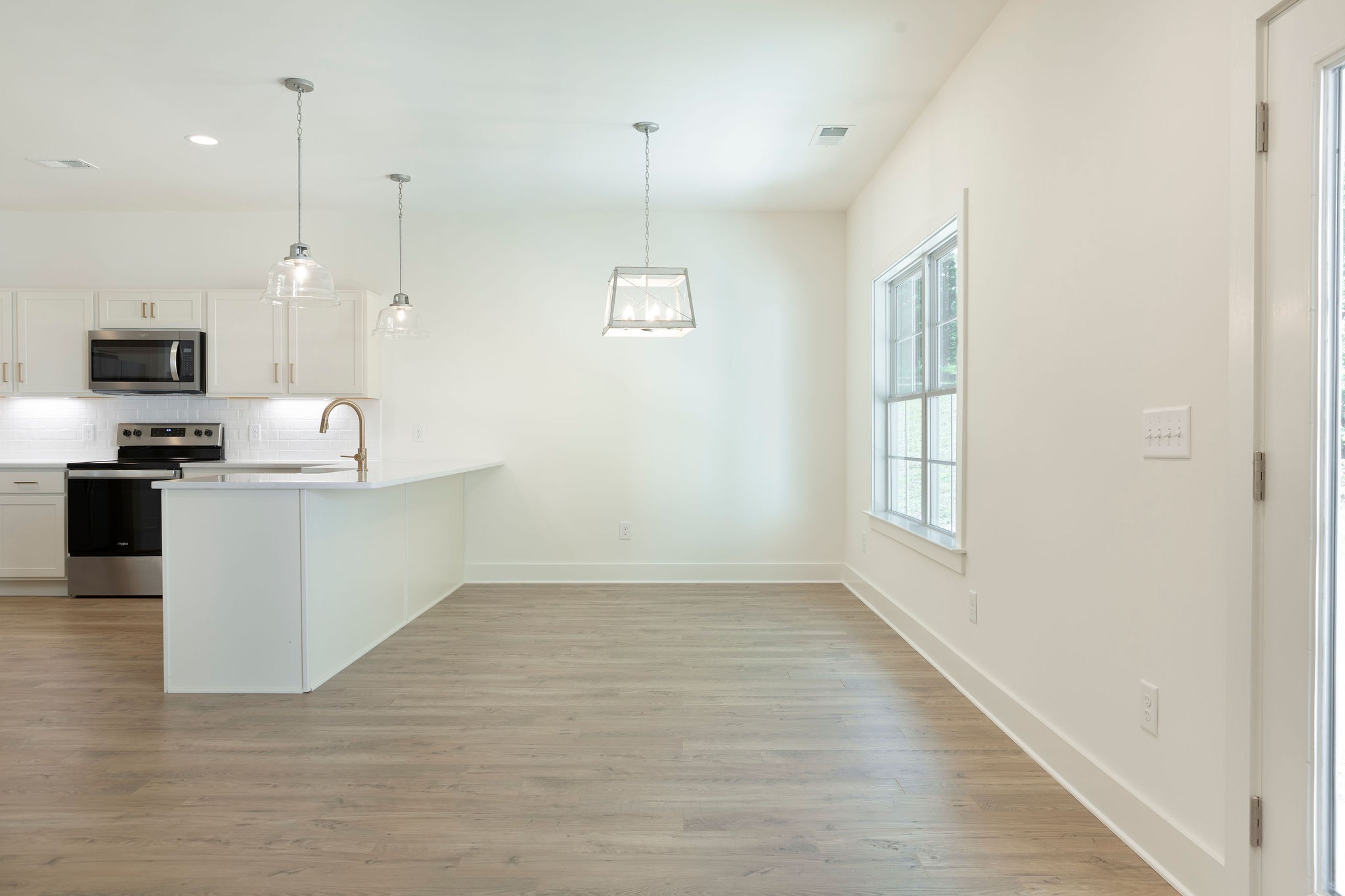 1570 Old Gallatin Road Portland, TN 37148 - Photo 4 of 28 Gallery Image 4
