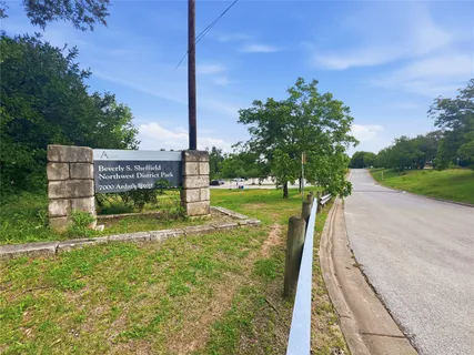 $699,000 | 5214 Woodview Avenue, Austin, TX 78756