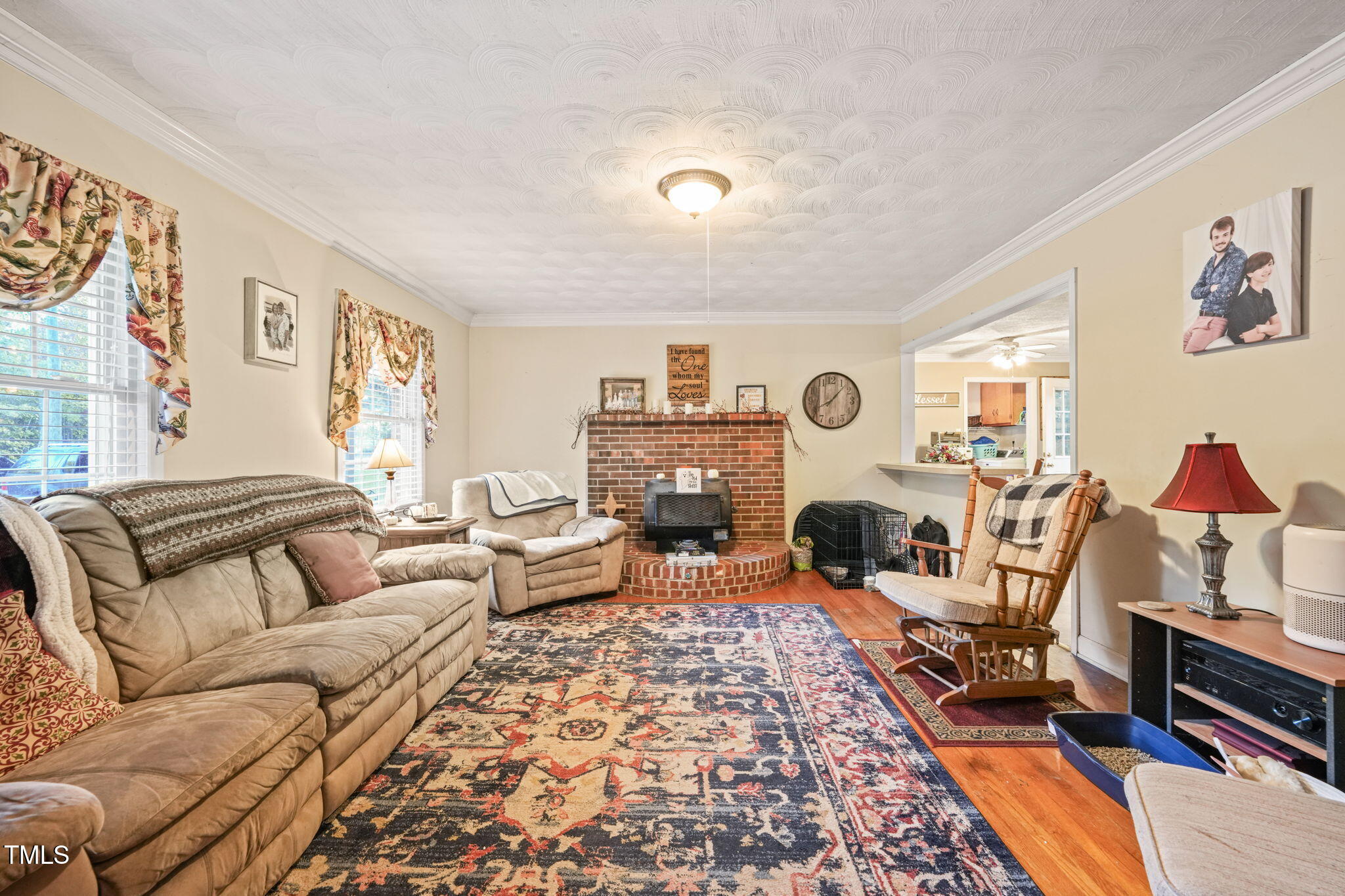 215 Buffalo Road Clarksville, VA 23927 - Photo 3 of 27 3-web-or-mls-DSC04765