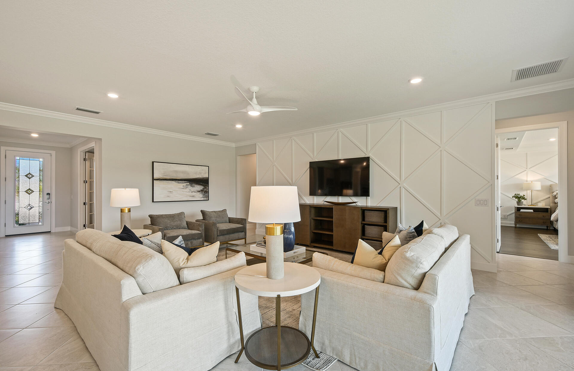 4220 Silver Maple Way, Unit STELLAR Vero Beach, FL 32967 - Photo 9 of 34 Gathering Room