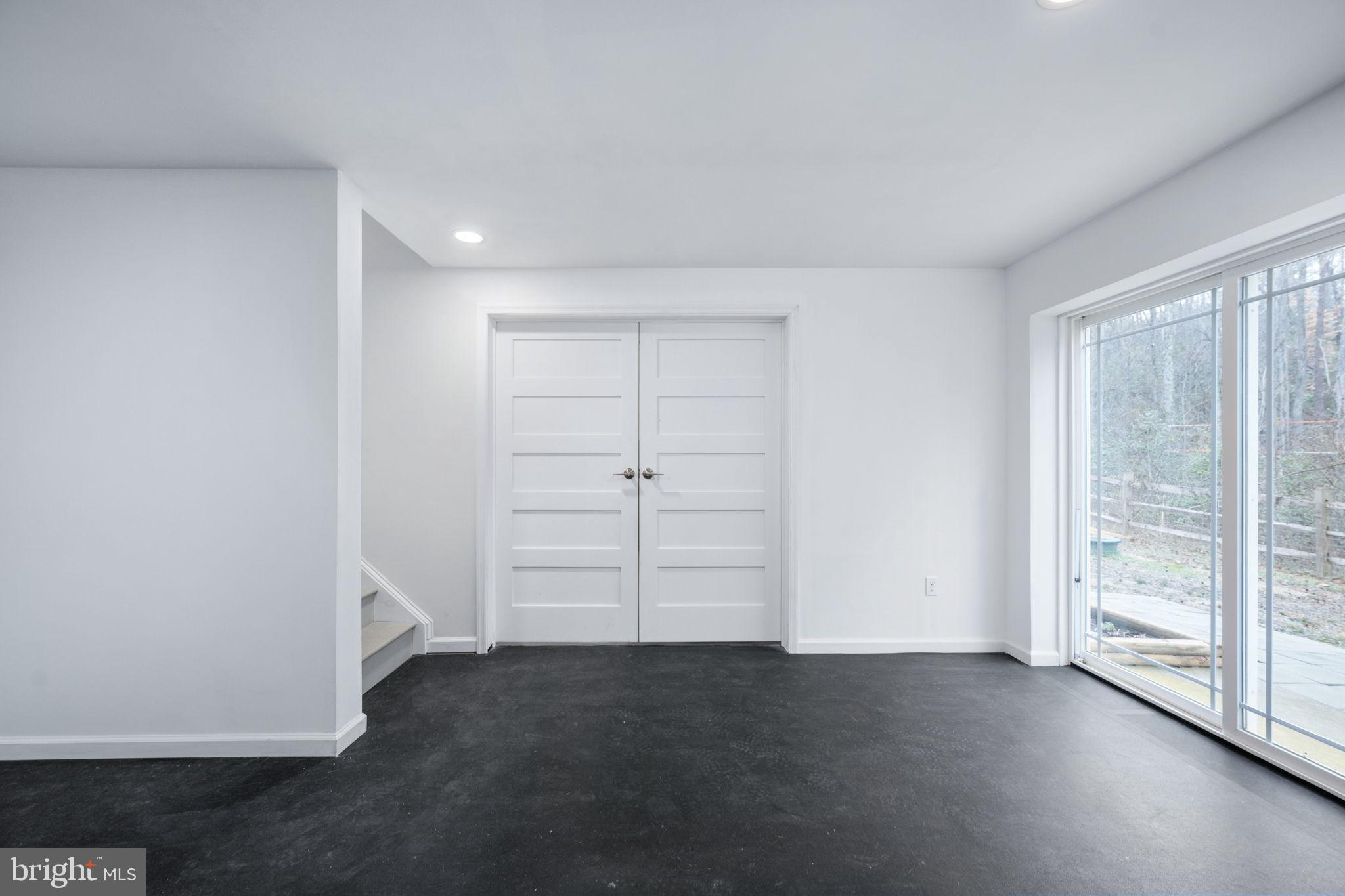 794 White Oak Road Fredericksburg, VA 22405 - Photo 45 of 70 an empty room with an empty space and a window
