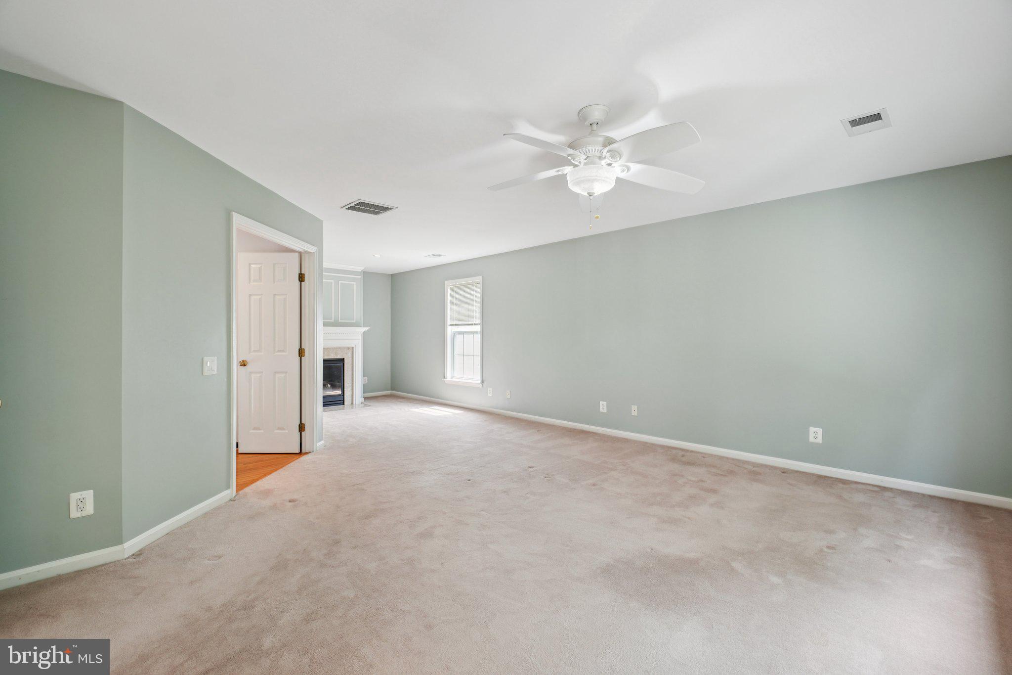 12513 Fox View Way Reston, VA 20191 - Photo 19 of 39 a view of an empty room with a window