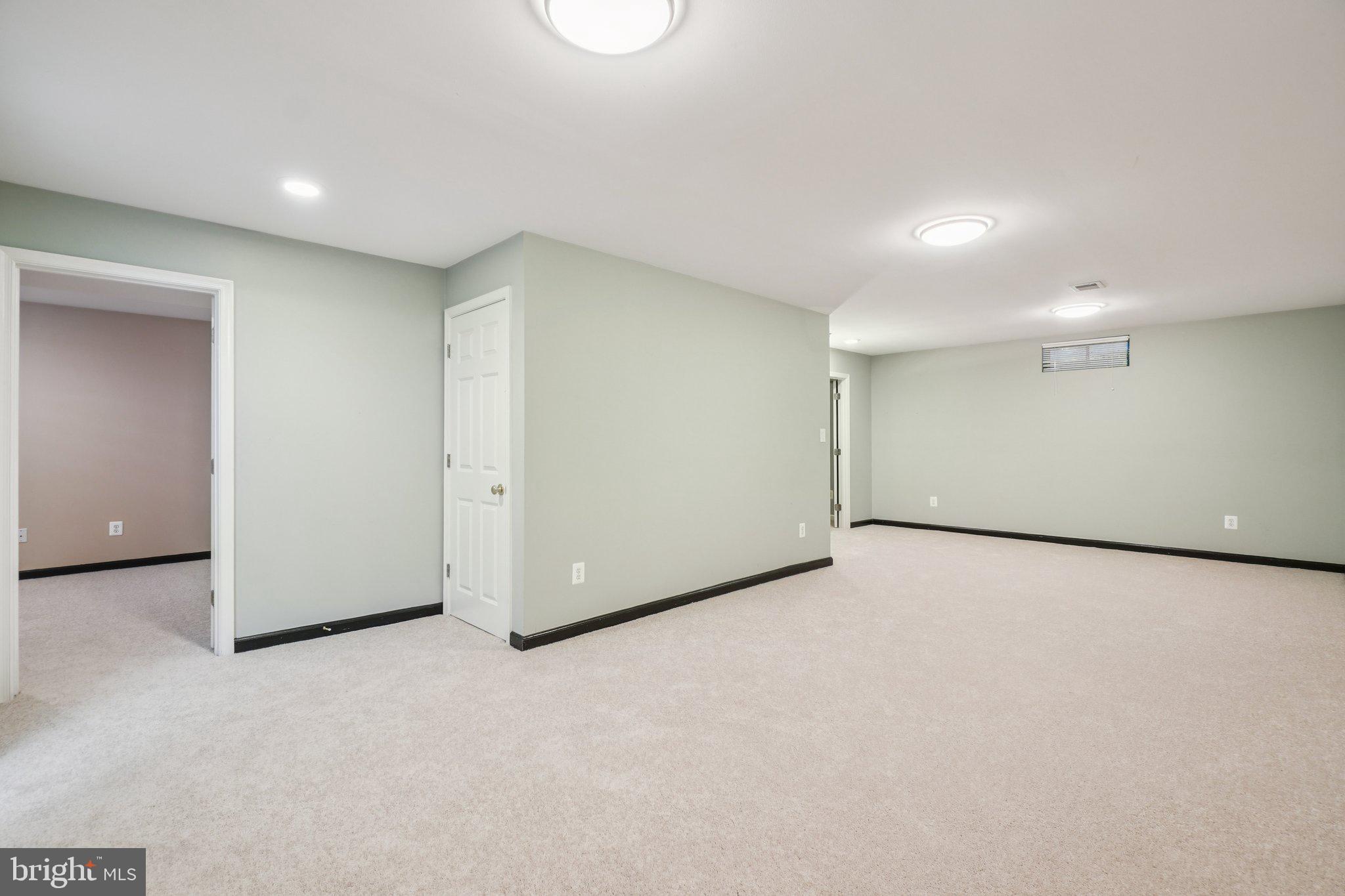 12513 Fox View Way Reston, VA 20191 - Photo 27 of 39 a view of an empty room