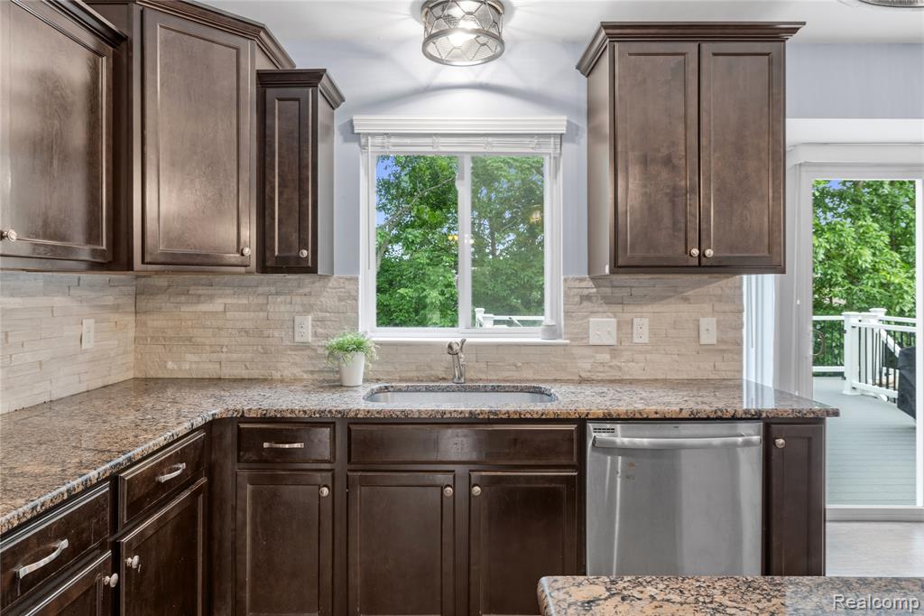 4158 Pepper Tree Lane Howell, MI 48843 - Photo 11 of 50