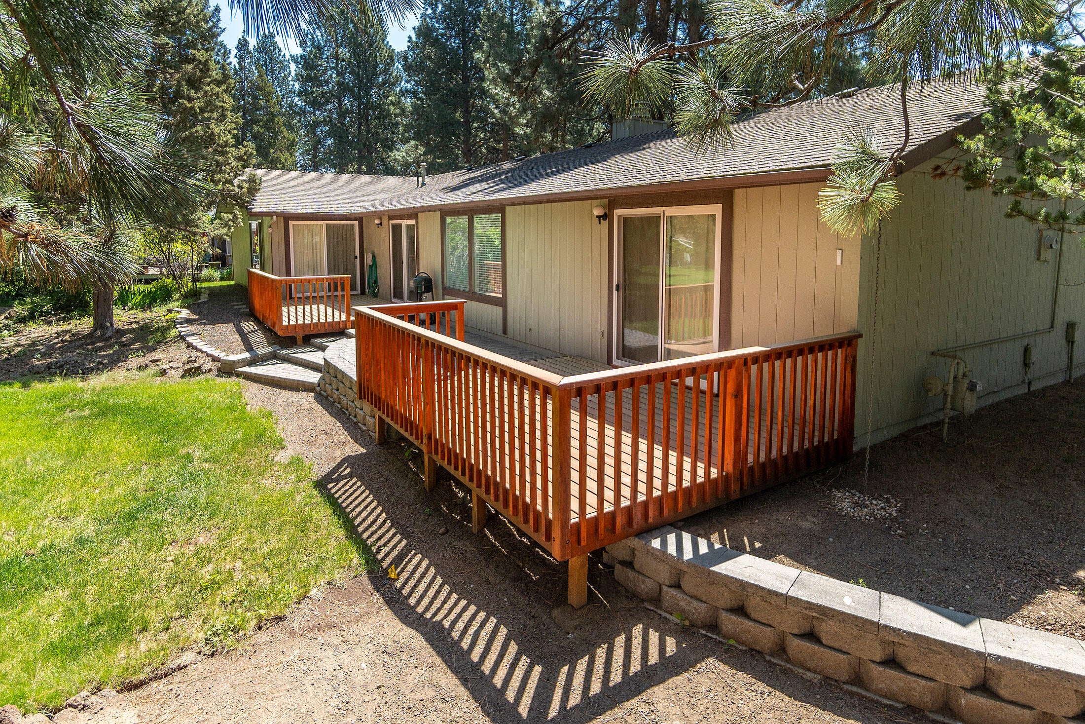 20420 Mainline Road Bend, OR 97702 - Photo 26 of 29 20420 Mainline b_0222