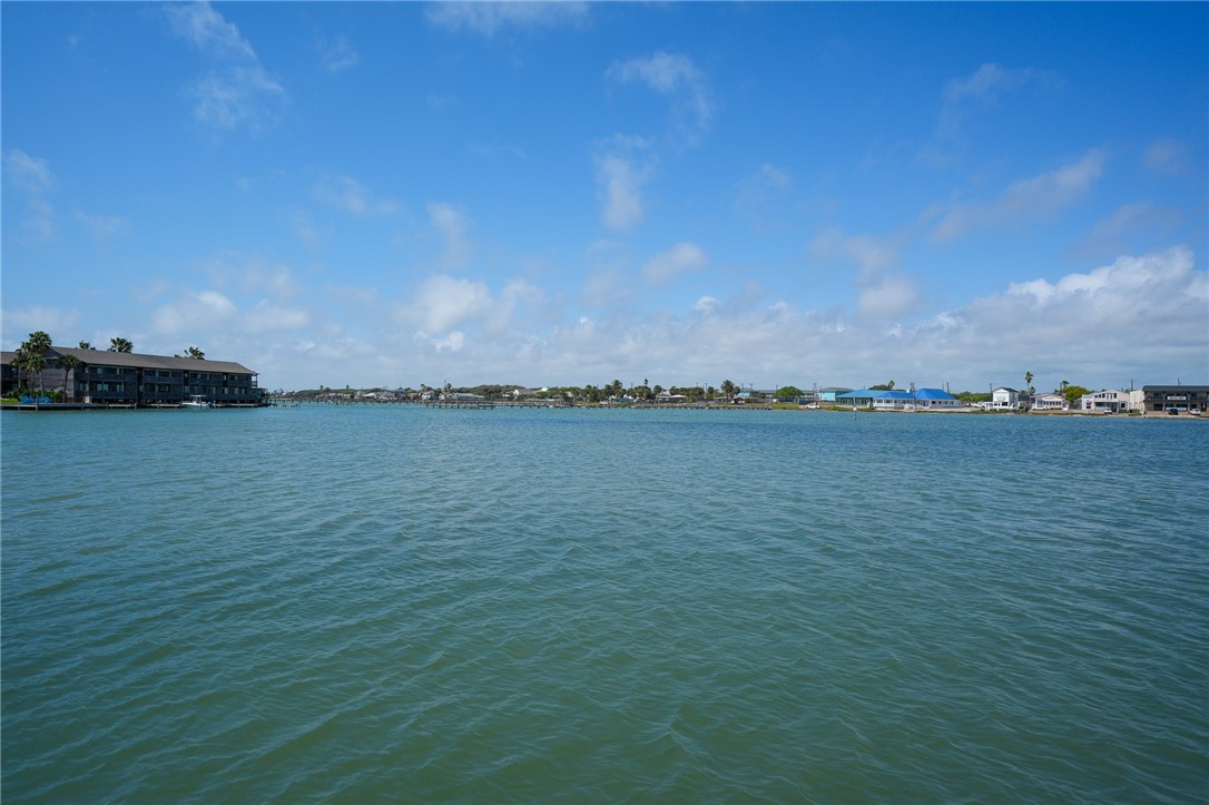 37 Riviera Drive Rockport, TX 78382 - Photo 5 of 16 a view of a ocean view