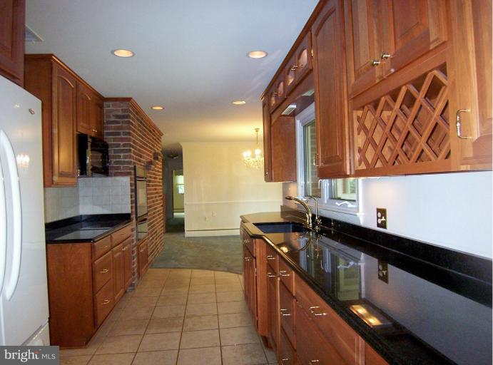 4073 Boteler Road Mount Airy, MD 21771 - Photo 3 of 27 Kitchen opens to Dining Room