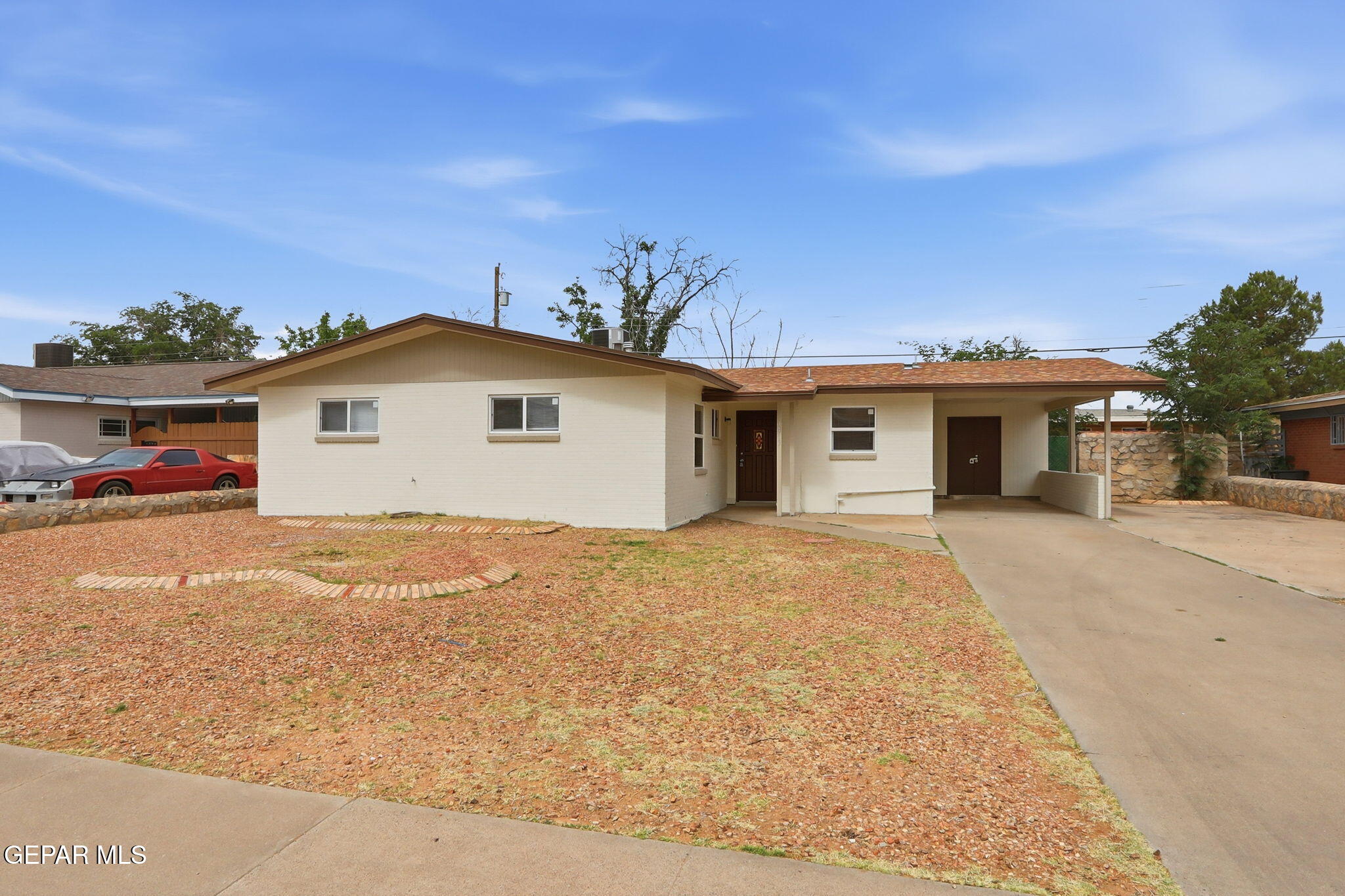 3413 Rutherglen Street El Paso, TX 79925 - Photo 2 of 33 5-web-or-mls-IMG_7859