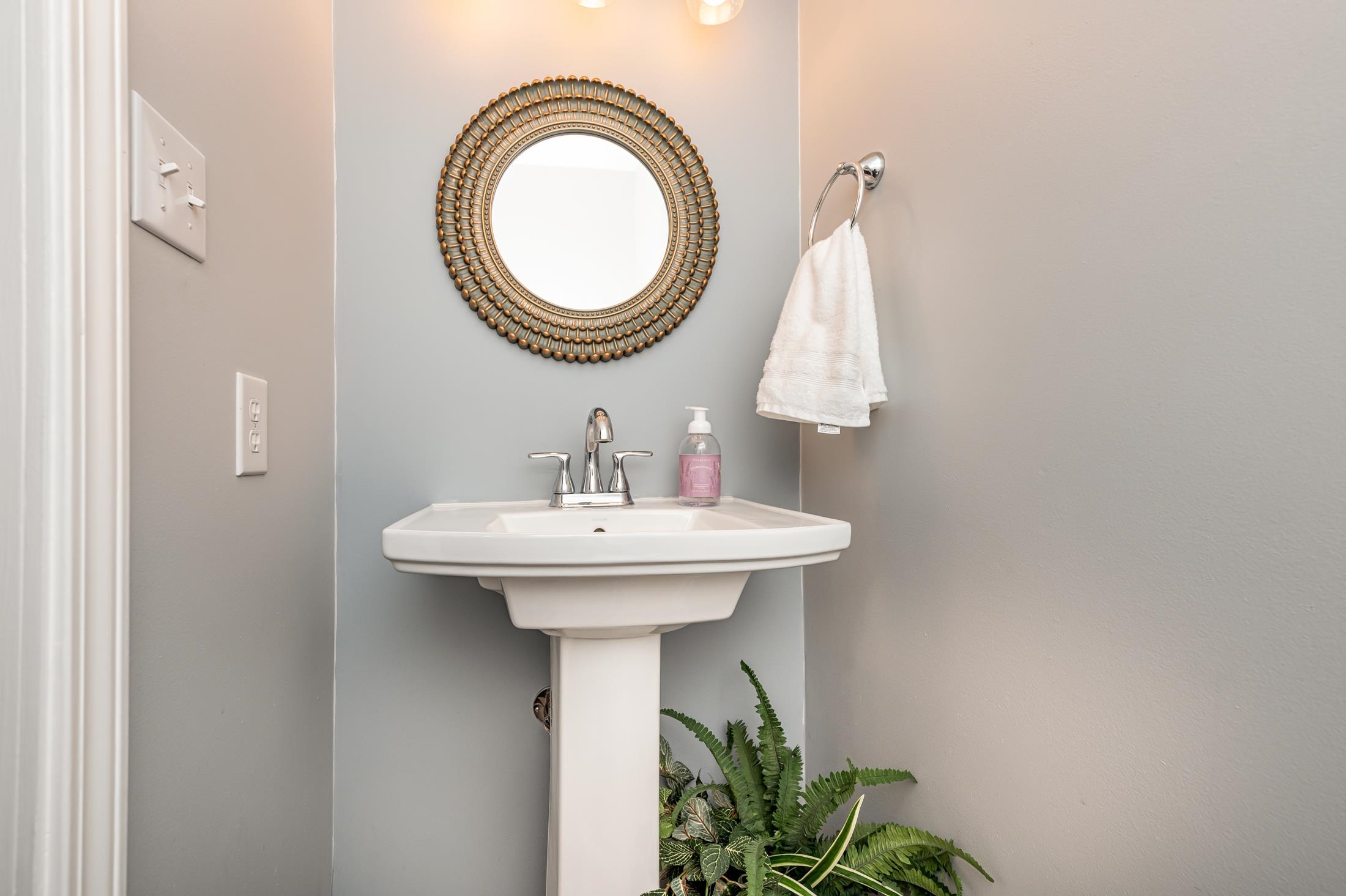 101 Pendleton Court Easley, SC 29640 - Photo 8 of 27 Gallery Image 8
