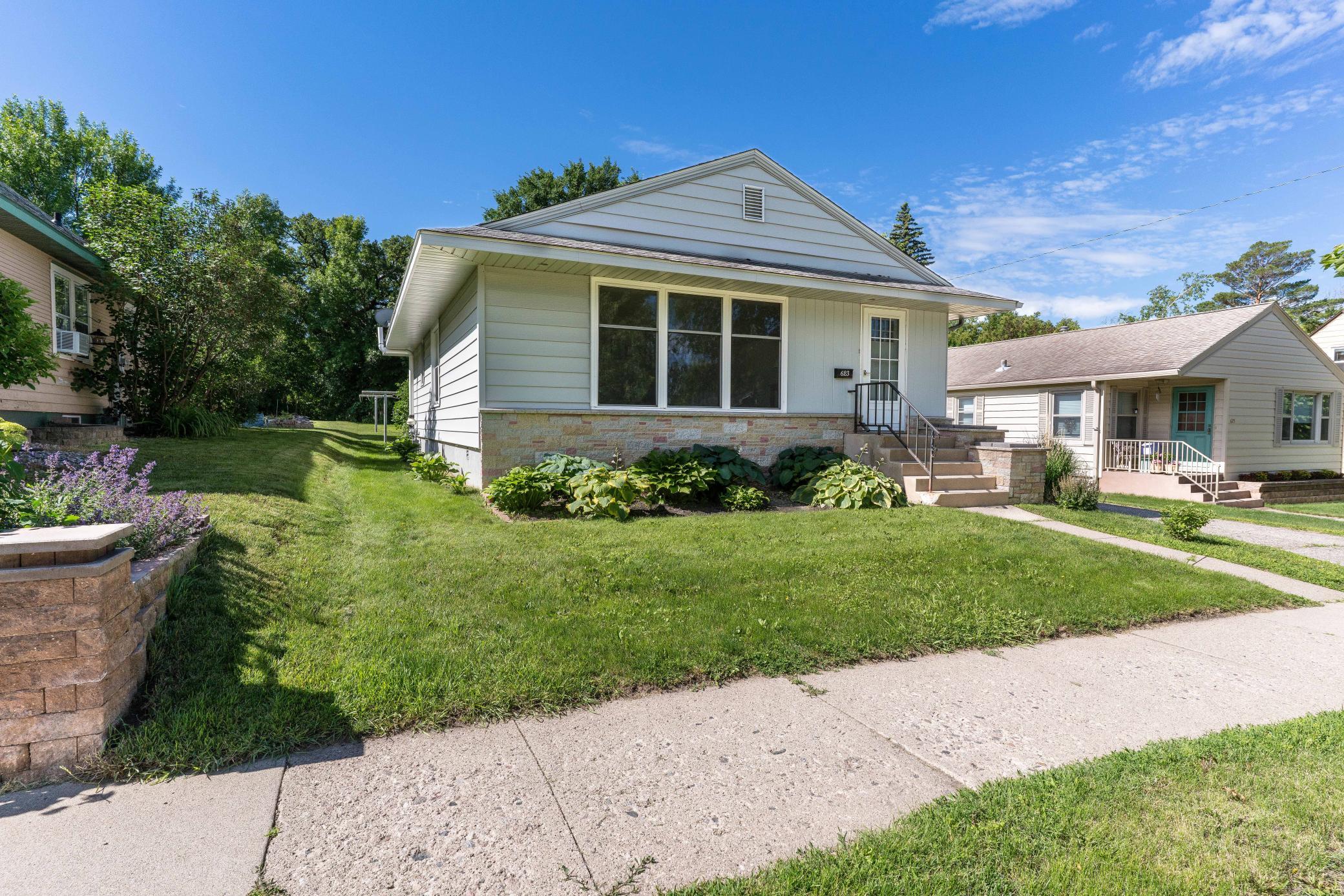 623 Spruce Street Fergus Falls, MN 56537 - Photo 3 of 49