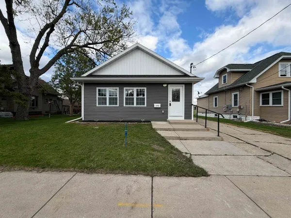 $295,000 | 145 South Randall Avenue, Janesville, WI 53545